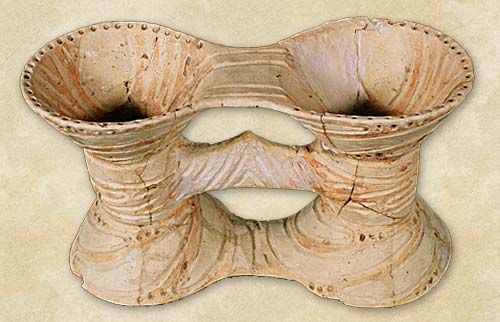 24.Binocular vessel, the Middle Cucuteni-Tripolye culture - Aeneolithic Age